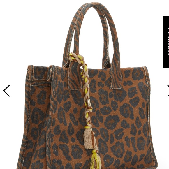 NWT❣️Vince Camuto Leopard Print Canvas Tote - Picture 4 of 7